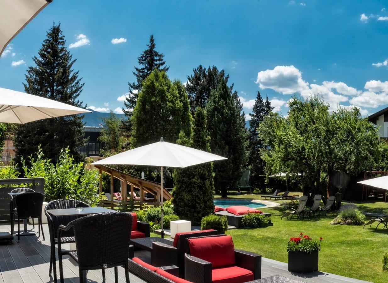 Hotel Ander Brunico Bagian luar foto