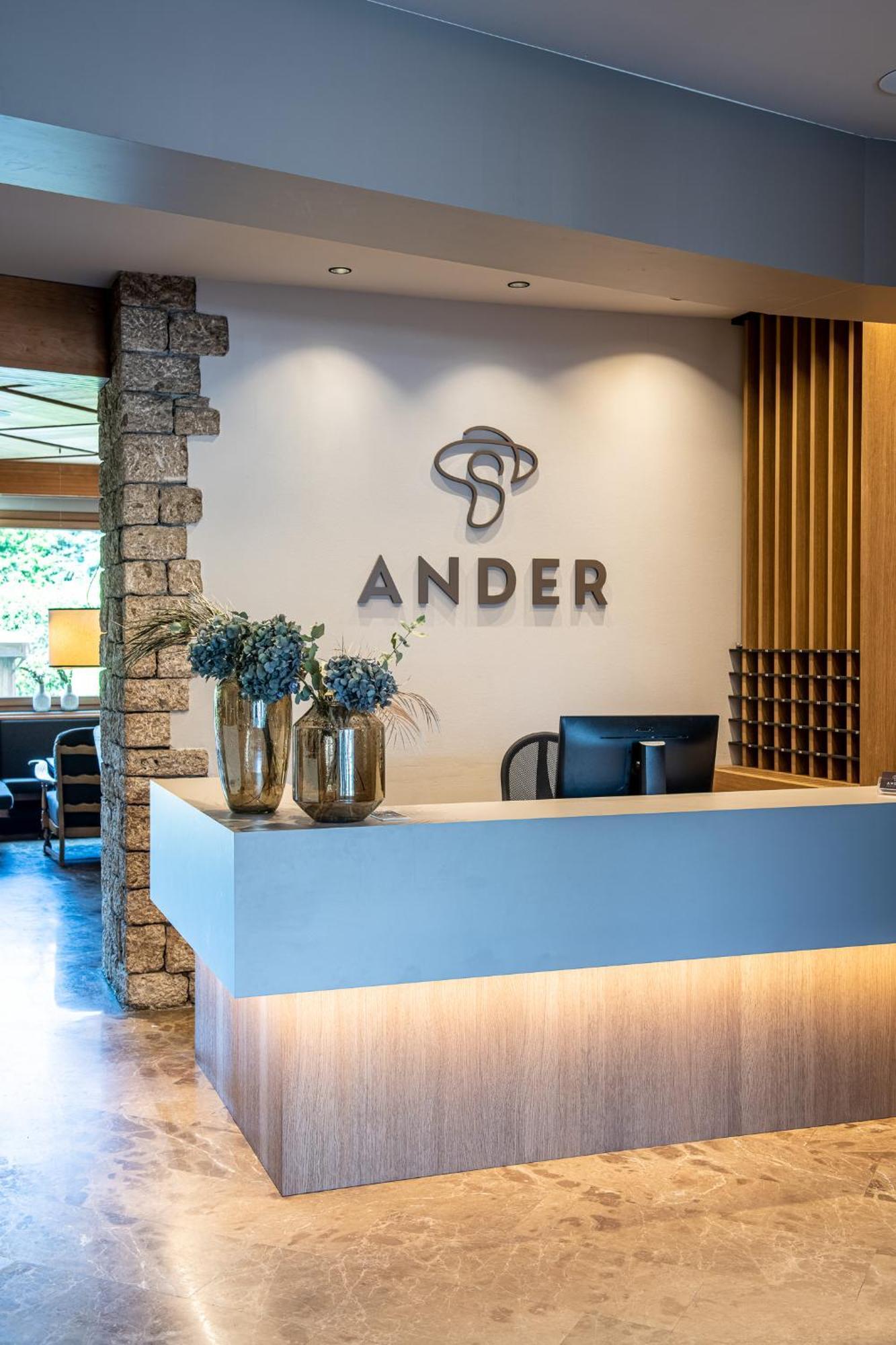 Hotel Ander Brunico Bagian luar foto
