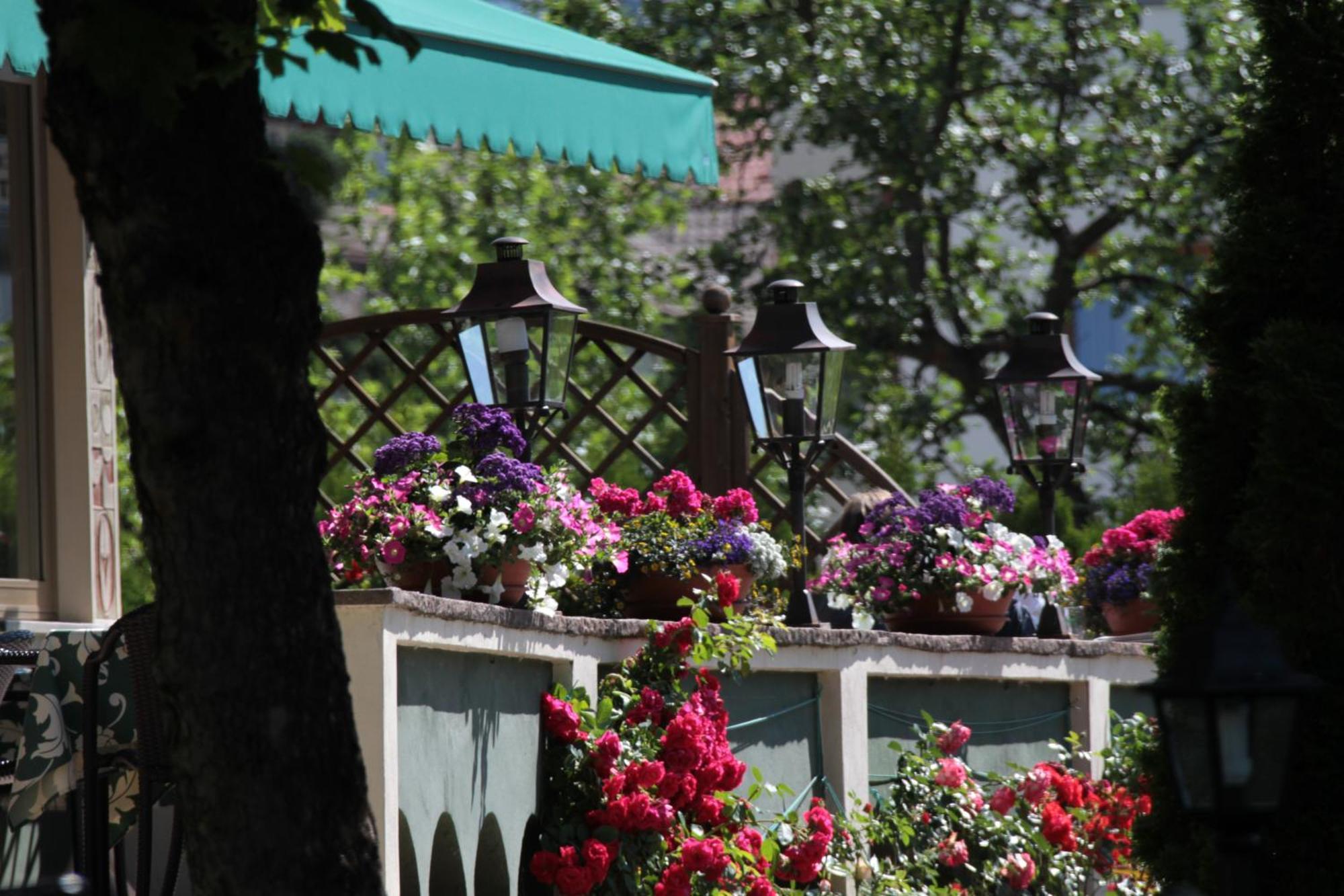 Hotel Ander Brunico Bagian luar foto