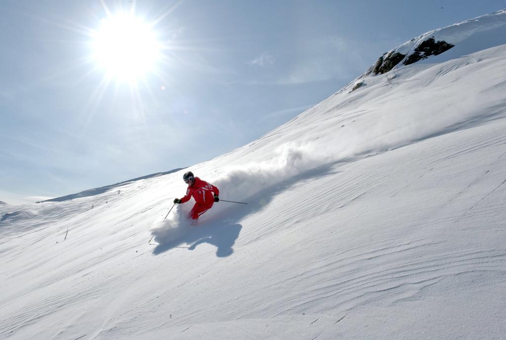 Hotel Ander Brunico Bagian luar foto