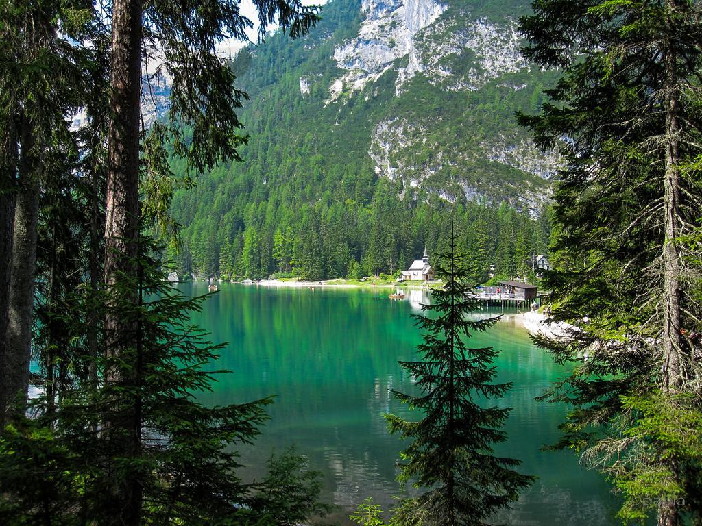 Hotel Ander Brunico Bagian luar foto